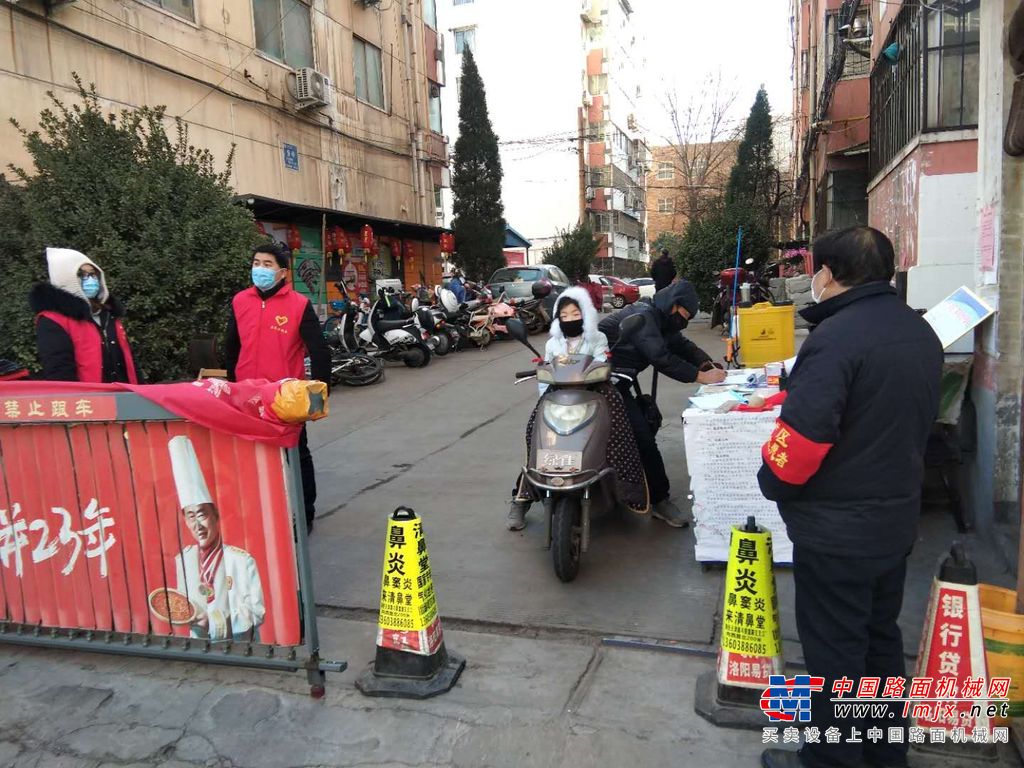 闲不住的编外志愿者