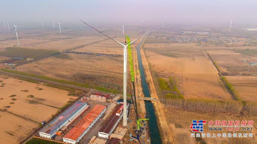 全球最强！中联重科4000吨全地面起重机树立风电施工新标杆