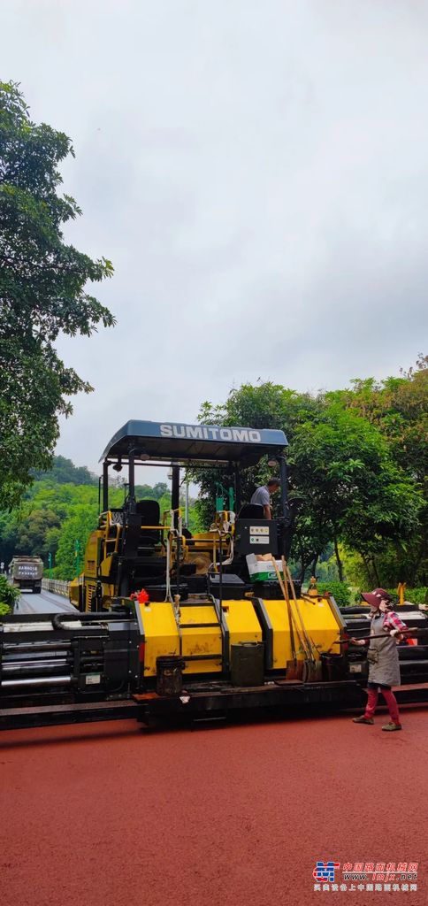 牛刀小試，驚豔四座—住友HA90C攤鋪機廣西南寧施工紀實