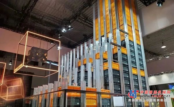 LogiMAT 2023丨永恒力全球首发全新平面应用的移动机器人解决方案